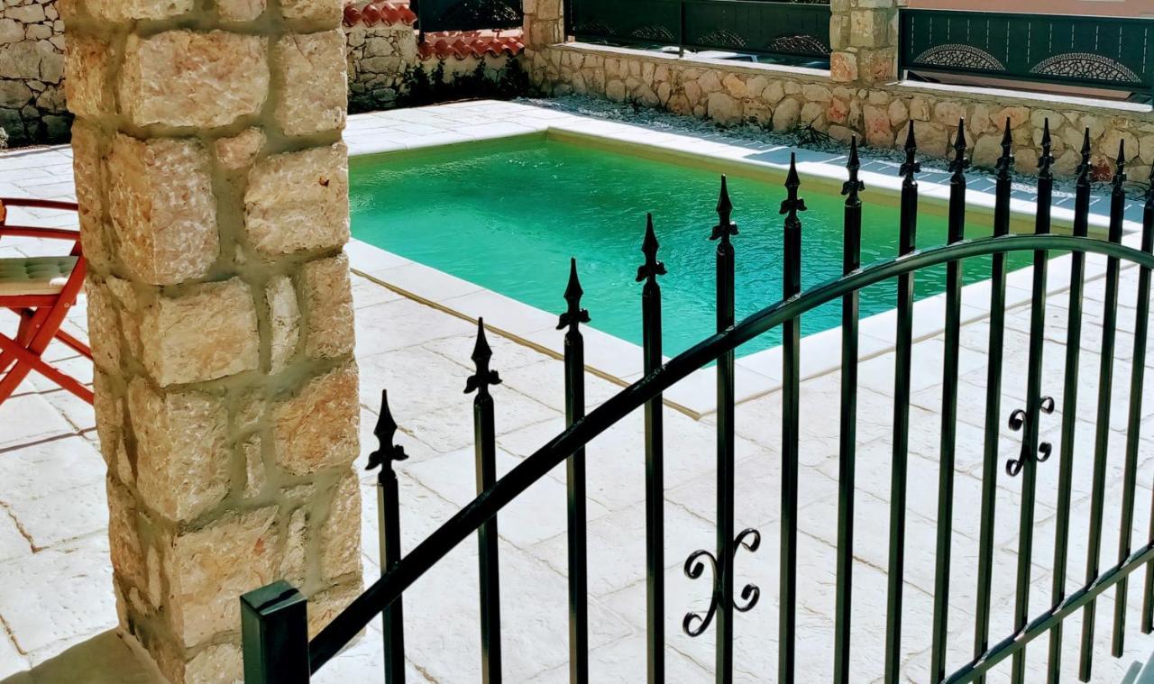 Vintage Residence Dramalj, Pool Self-Use Luaran gambar